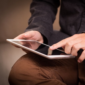 Moodboardy dla projektantów wnętrz: Jak efektywnie wizualizować swoje pomysły?